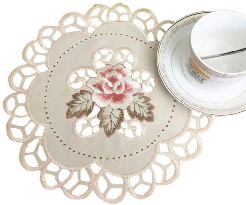 Centrini Pizzo 4 pezzi di pizzo ricamato cutwork rotonde Centrini tovagliette Vaso Pads